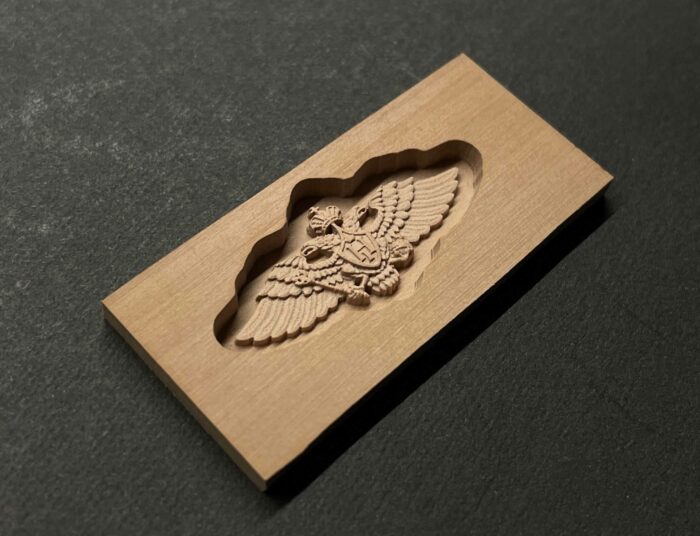 Орел кормы с вензелем НI 30мм. — изображение 2