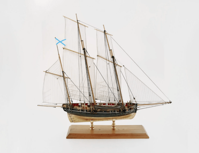 Петергоф2 Сборная деревянная модель "Люгер Петергоф" 1:72 — изображение 1