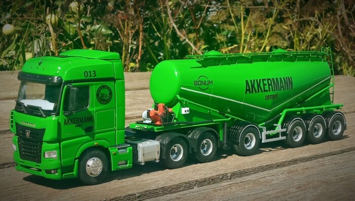 Полуприцеп цементовоз "Бонум" Akkermann. готовая модель 1:43 ПОД ЗАКАЗ — изображение 4