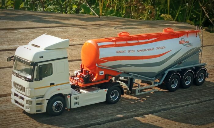 Полуприцеп цементовоз "Бонум" EuroCement. готовая модель 1:43 ПОД ЗАКАЗ — изображение 3