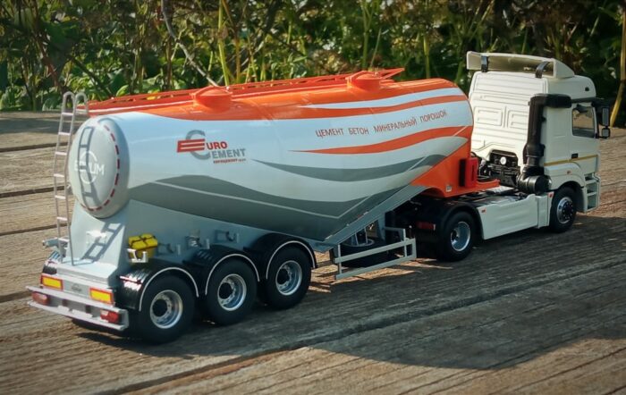 Полуприцеп цементовоз "Бонум" EuroCement. готовая модель 1:43 ПОД ЗАКАЗ — изображение 1