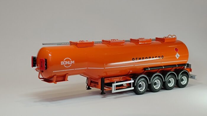 Полуприцеп бензовоз 4-х осный "Бонум" готовая модель 1:43 ПОД ЗАКАЗ — изображение 4