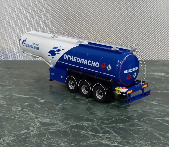 Полуприцеп бензовоз 3-х осный "Газпром" готовая модель 1:43 ПОД ЗАКАЗ — изображение 4