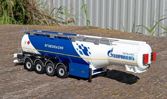 Полуприцеп бензовоз 4-х осный "Газпром" готовая модель 1:43 ПОД ЗАКАЗ — изображение 4